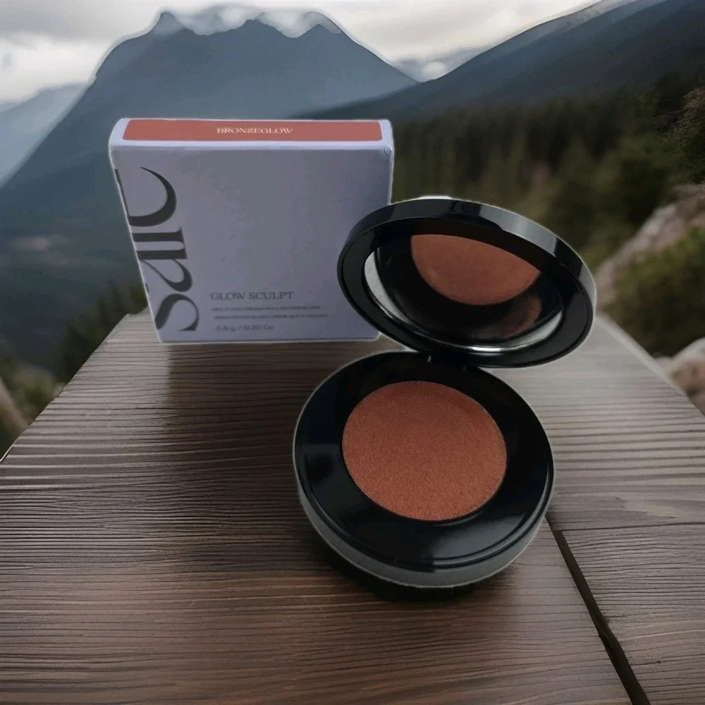 Saie Glow Sculpt Multi-Use Cream Highlighting Blush in Bronze Glow